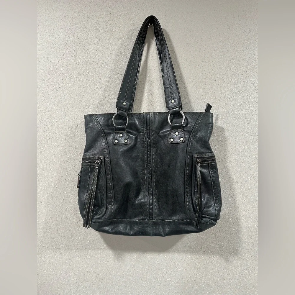 Kenneth Cole Reaction Purse - Picture 2 of 7